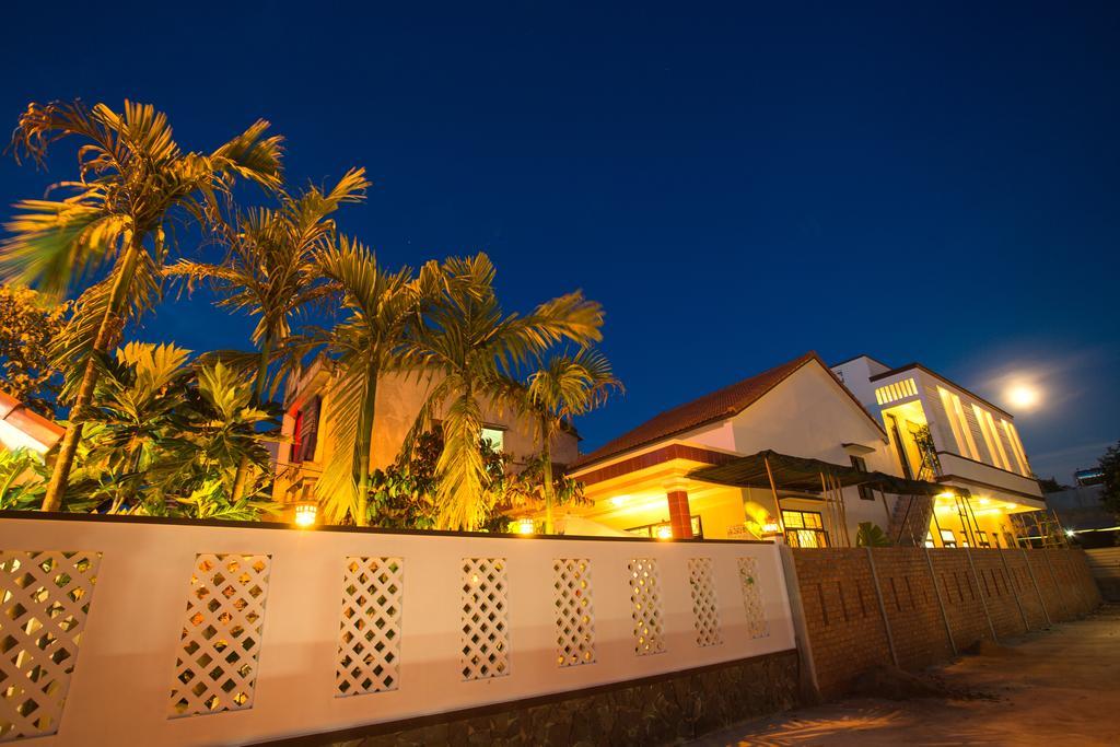 Holy Land Homestay Hoi An Exterior photo