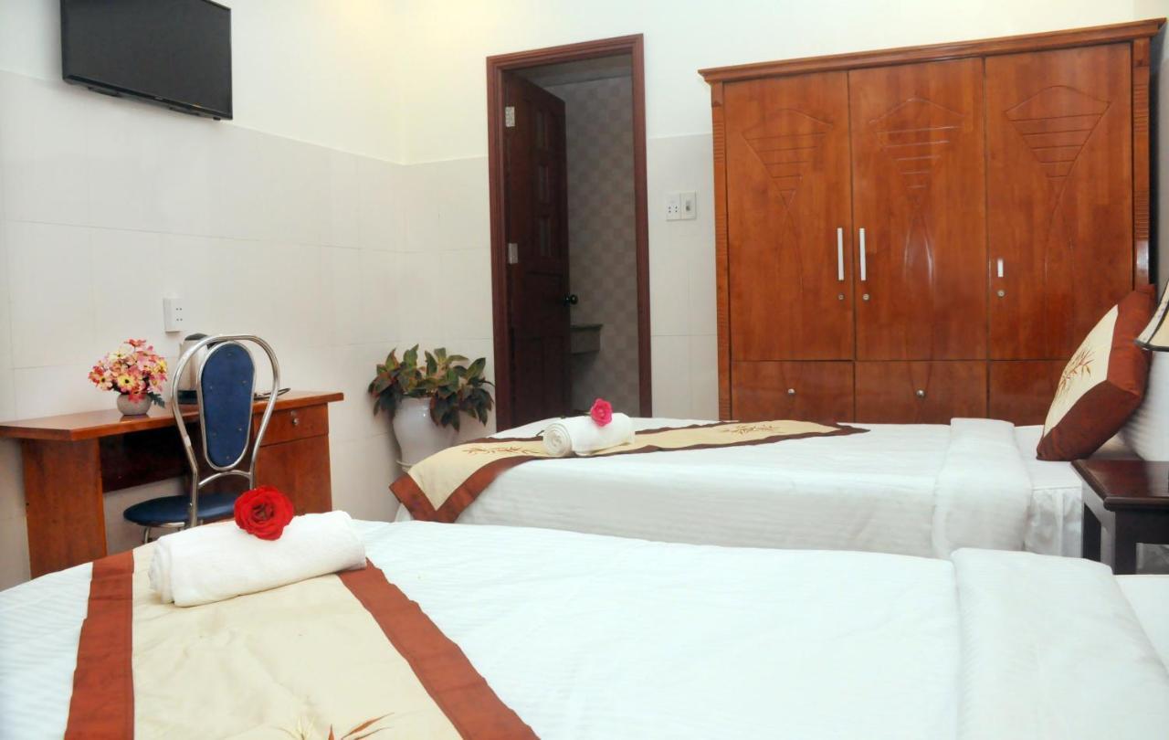 Holy Land Homestay Hoi An Exterior photo